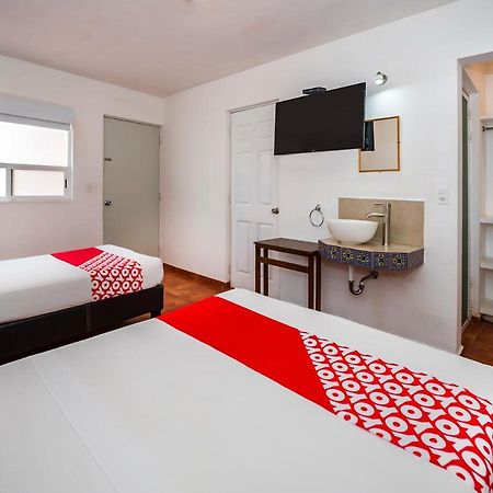 Itza Hotal & Cafe Hotel Queretaro Luaran gambar