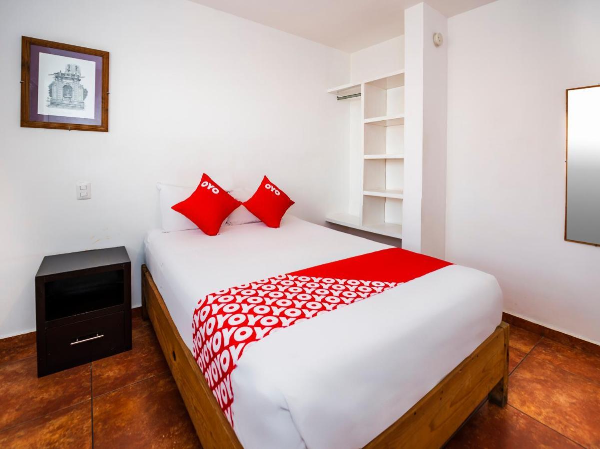 Itza Hotal & Cafe Hotel Queretaro Luaran gambar