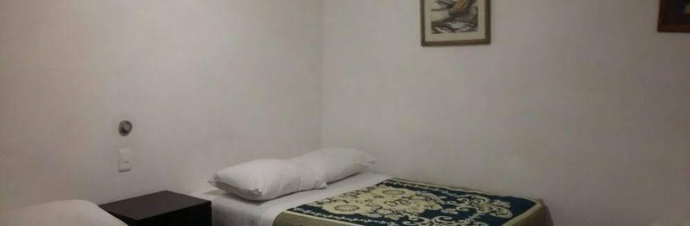 Itza Hotal & Cafe Hotel Queretaro Luaran gambar